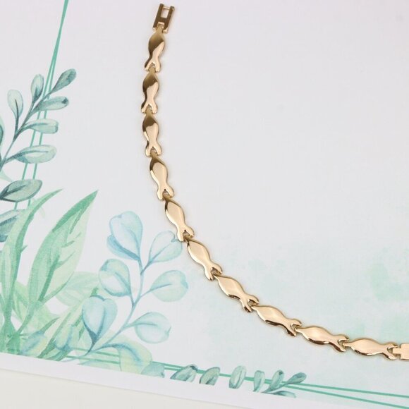 "Elegant Rose Gold Bracelet with Fish-Inspired Link Design, XPBL0857 - Picture 7 of 13